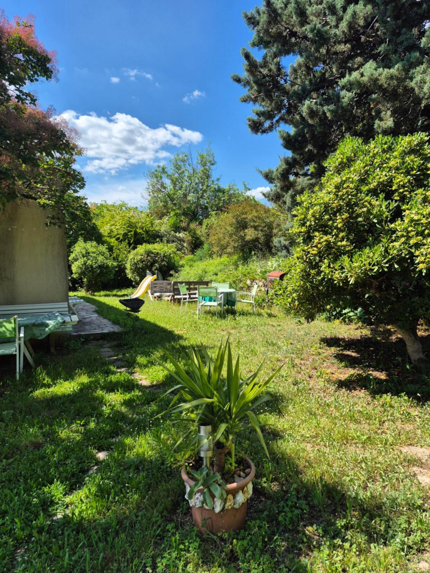 Maison Dans La Provence Verte 科蒂尼亚克 外观 照片